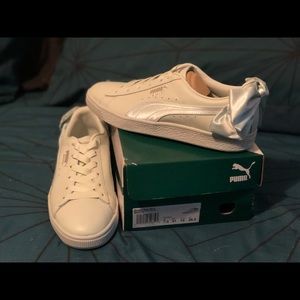 Puma Basket Bows NIB